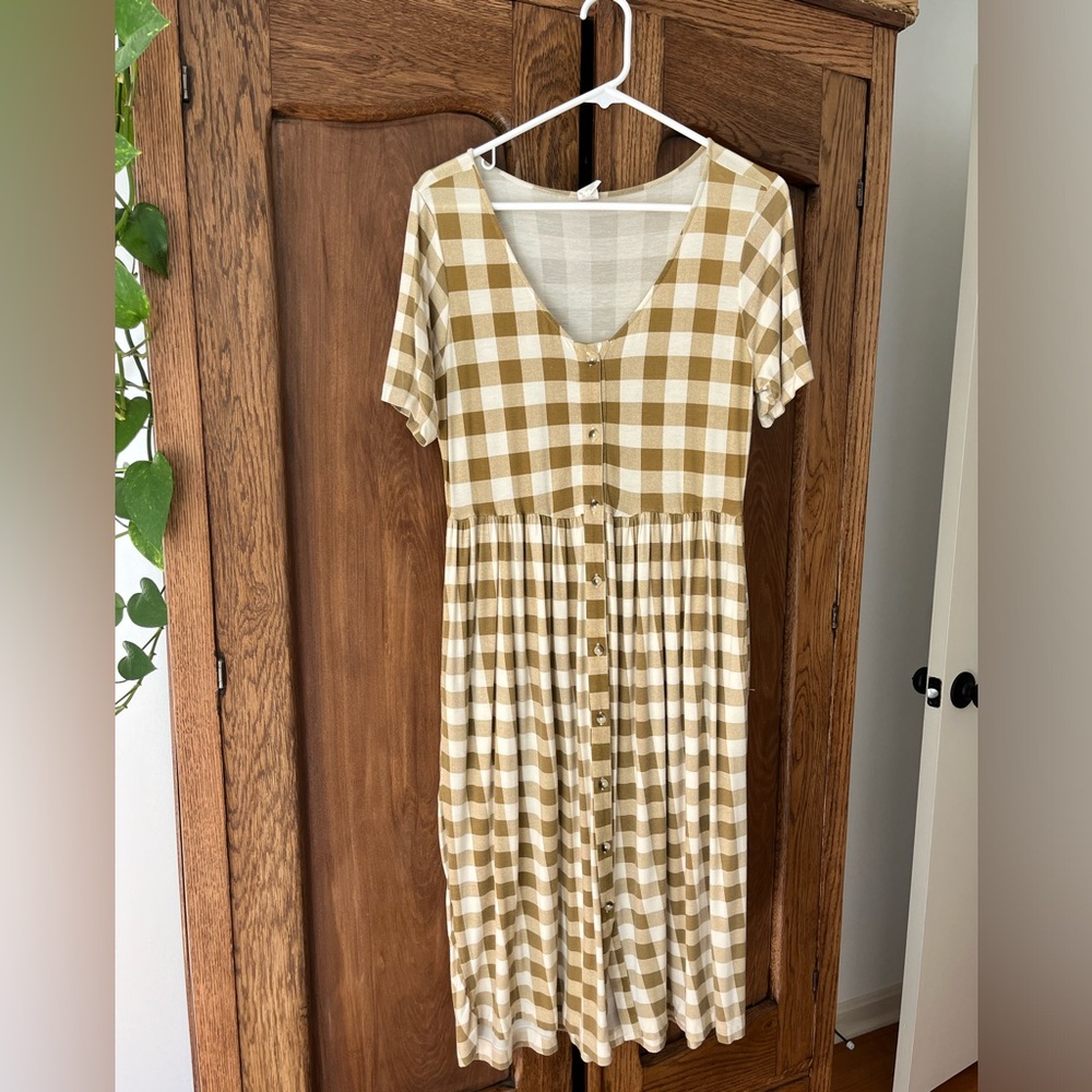 Kate Quinn midi dress